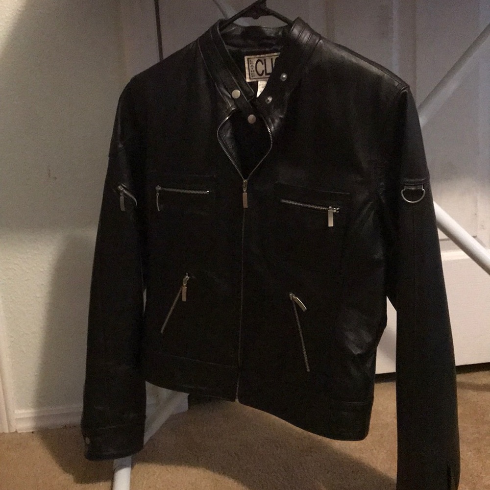 Clio leather jacket size 8 black w/preacher collar